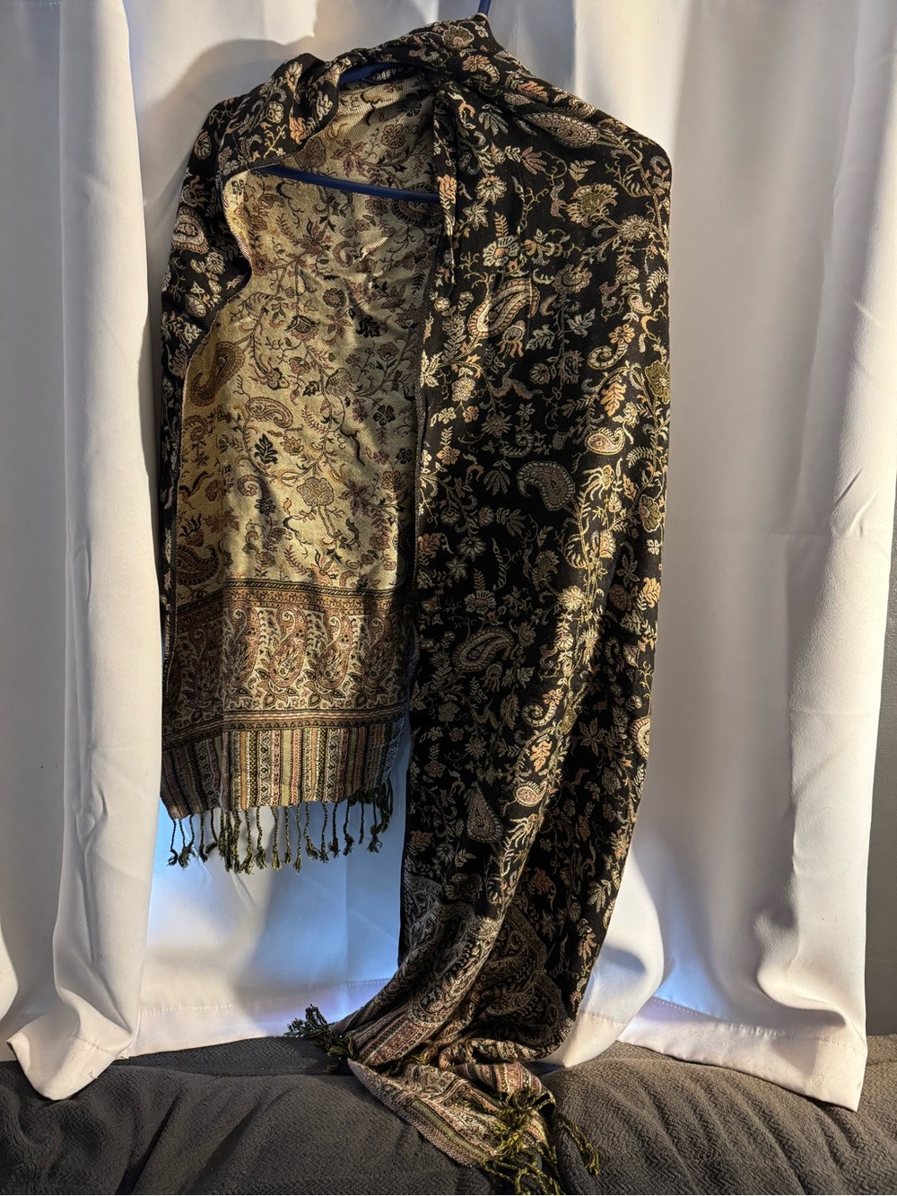 Paisley Woven Shawl Scarf in Black and Gold